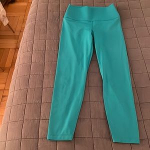 Carbon 38 Teal leggings- size small